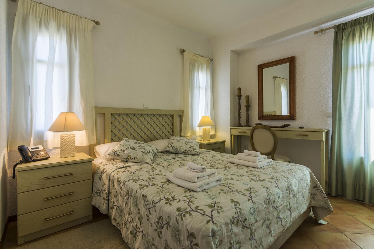 פיתגוריו Elaia Villas מראה חיצוני תמונה