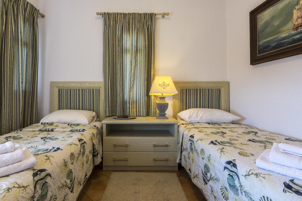 פיתגוריו Elaia Villas מראה חיצוני תמונה
