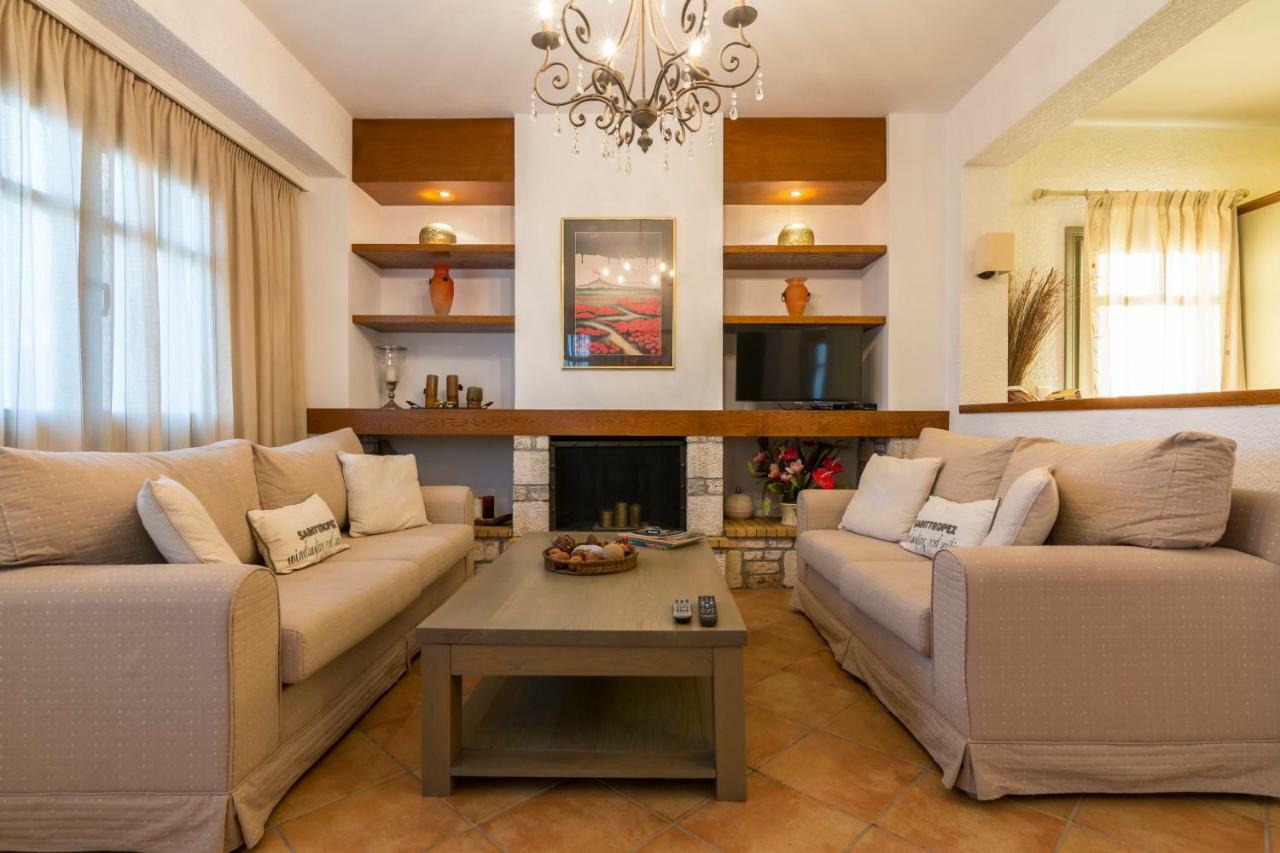 פיתגוריו Elaia Villas מראה חיצוני תמונה