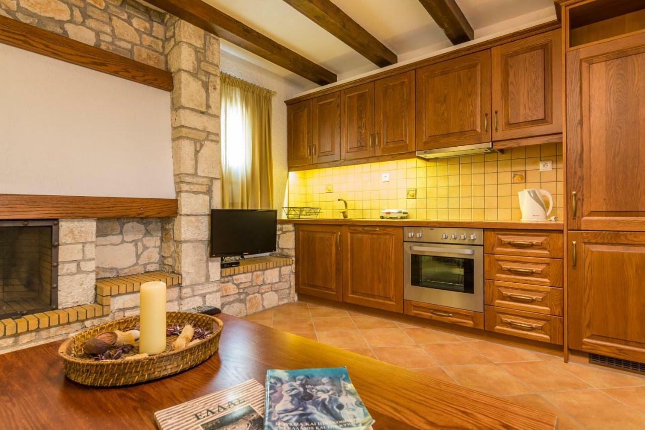 פיתגוריו Elaia Villas מראה חיצוני תמונה