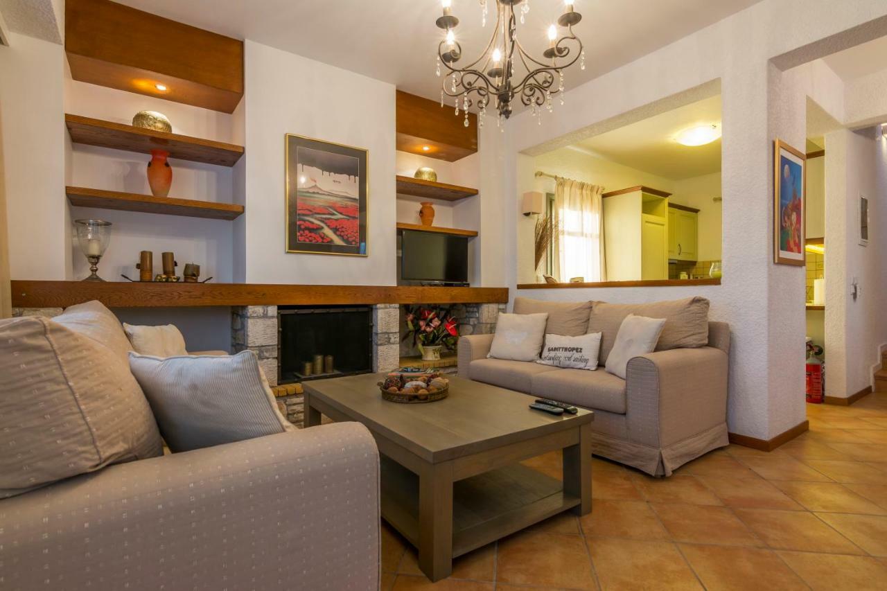 פיתגוריו Elaia Villas מראה חיצוני תמונה